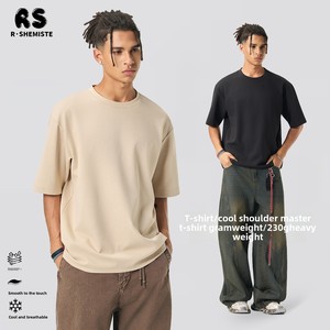T-shirt Unisex a Maniche Corte in Cotone 230G Vintage RS Menswear U Family con Design Regolare sulle Spalle e Vestibilità Comoda - Product Image 3