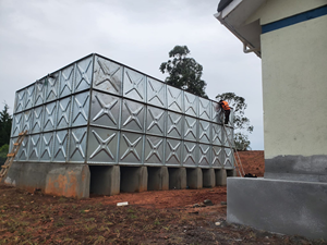 Réservoirs <span class=keywords><strong>d</strong></span>'<span class=keywords><strong>eau</strong></span> sectionnels en acier galvanisé de 1,22 x 1,22 m pour l'irrigation agricole - Product Image 1