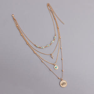 قلادة متعددة الطبقات بسلسلة صغيرة الثقوب مع قلادة صليب مرصعة بالألماس على شكل زهرة مجوفة - Product Image 2