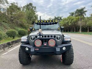 <span class=keywords><strong>Jeep</strong></span> <span class=keywords><strong>Gladiator</strong></span> <span class=keywords><strong>Rubicon</strong></span> <span class=keywords><strong>2022</strong></span> de un solo dueño, volante a la izquierda, color oscuro, bajo kilometraje, vehículo 4x4 inigualable para aventuras. - Product Image 2