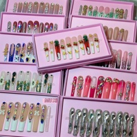 Pointes d'ongles en acrylique faites à la main sur mesure de luxe avec strass Vente en gros avec presse française pour Nail Art avec des doigts papillon stiletto