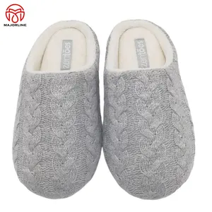 Pantofole in Memory Foam in cashmere lavorato a maglia da donna OEM comode scarpe da casa Slip-on con pantofole da donna in pelliccia sintetica