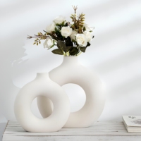 Vase unique en style nordique, vase minimaliste en forme de cercle, lot de 2, vase à fleurs en céramique blanche en porcelaine pour la décoration de la maison, de la chambre à coucher, de la table