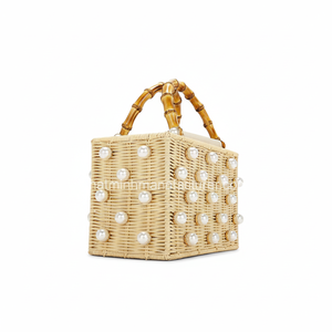 Bolso de playa rectangular de ratán natural con perlas en el cuerpo del bolso, forro de tela blanca, mango de bambú natural, moda - Product Image 1