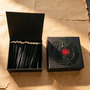 Fiammiferi con Stelo in Legno Stile Minimalista Moderno Little Poplar per Matrimoni e Compleanni, Fiammiferi Creativi in Carta Kraft Vintage - Product Image 4