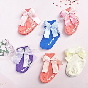 Nuovi calzini lunghi da ragazza Casual <span class=keywords><strong>a</strong></span> maglia primavera e autunno calzini antiscivolo <span class=keywords><strong>a</strong></span> <span class=keywords><strong>righe</strong></span> solide con fiocco <span class=keywords><strong>a</strong></span> metà polpaccio - Product Image 2