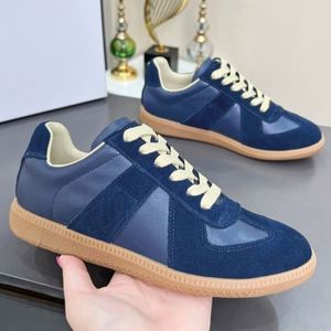 Chaussures de sport décontractées de luxe pour femmes, de qualité supérieure, en poudre et argent, sur mesure, simples et polyvalentes, à lacets - Product Image 4