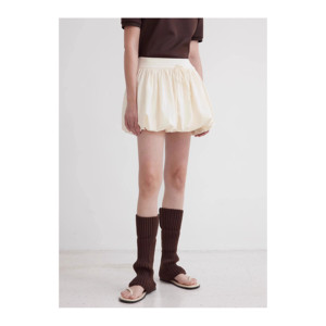 "อลิซ" กระโปรงสั้นเอวต่ำป้องกันการโป๊ลายดอกไม้สำหรับผู้หญิง - Product Image 2