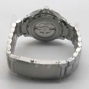 Montre de plongée de luxe pour homme par VS Factory : Verre saphir, bracelet en acier inoxydable, étanche, NH35/2824/8500 - Product Image 4