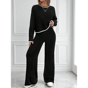 Elegante Completo Casual da <span class=keywords><strong>Donna</strong></span> in 2 Pezzi, Set in Maglia a Coste, Top a Maniche Lunghe e Pantaloni a Gamba Larga con Finiture a Contrasto - Product Image 1