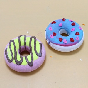 Non toxique, faible stimulation | Bombe de <span class=keywords><strong>bain</strong></span> hydratante en forme de donut | Bombes de <span class=keywords><strong>bain</strong></span> arc-en-ciel à l'arôme de lavande pour tout-petits, pack OEM pour l'été - Product Image 4