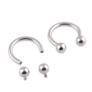 Anneau en forme de fer à cheval en titane ASTM F136 G23 à filetage interne pour piercing, bijoux de corps pour femmes - Product Image 1