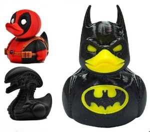 Figurines de super-héros en forme de canard imprimées en 3D, Batman, Deadpool, Iron Man, jouet créatif, décoration de bureau, ensemble de cadeaux de collection - Product Image 1