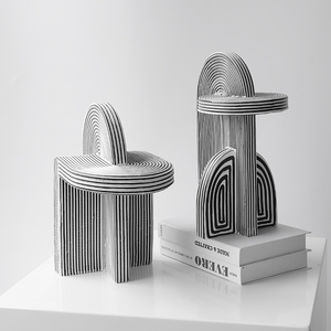 Statue d'arche de créateur, rayures noires et blanches, ornements de table créatifs minimalistes pour la maison - Product Image 2