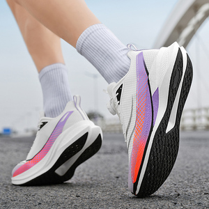 Nouvelles Chaussures de Sport Unisexe Légères Automne-Hiver pour l'École et l'Entraînement Garçons Filles Adolescents Tige en Maille Semelle Extérieure en Caoutchouc OEM - Product Image 5