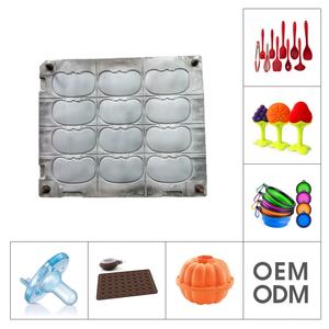 Molde de Metal Personalizado en Forma de Corazón para Velas y Perfumes, Producto Ecológico para el Hogar con Color y Logotipo Personalizados, Certificado SG.S y ROHS - Product Image 2