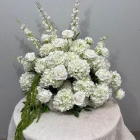 Novedad: Adornos para Salón de Bodas, Suministros Florales para Centro de Mesa de Fiesta de Cumpleaños, Flores de Seda Blancas y Verdes para Pasillo de Eventos de Boda