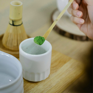 Té Verde Matcha Ceremonial de Primera Calidad, Molido en Bola, Grado 2, Certificado ISO 22000, Hecho a Mano, en Bolsa - Product Image 2