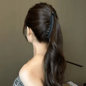 2026 Meilleures ventes, design populaire, pince à cheveux banane élégante et raffinée, pince à cheveux tendance pour femmes, bijoux en gros - Product Image 1