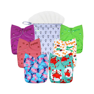 Vente en gros de couches lavables en tissu microfibre réglables taille unique, imprimées, réutilisables pour bébé - Product Image 1
