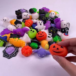 Juguete Antiestrés Blandito de Halloween, Diseño Creativo de Calabaza de Dibujos Animados, Material TPE, para Niñas - Product Image 2