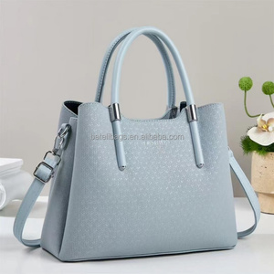 Sac à main décontracté pour femme, design minimaliste polyvalent et élégant, tendance 2025, mettant en valeur le tempérament - Product Image 1