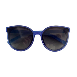 Gafas de sol polarizadas con forma de ojo de gato para niños, protección solar UV400 con montura completa, estilo unisex - Product Image 5