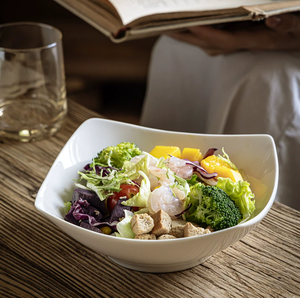 Bol à salade en céramique blanc carré incurvé, bol de service en porcelaine irrégulier pour hôtel, restaurant, vaisselle, logo personnalisé, vente en gros - Product Image 6