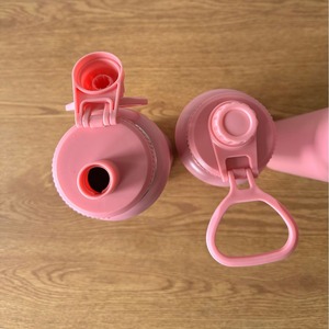 Botella Deportiva Rosa de 18/25/32/40 oz, Doble Pared, Acero Inoxidable, Aislada al Vacío, Reutilizable, con Tapa de Color - Product Image 1