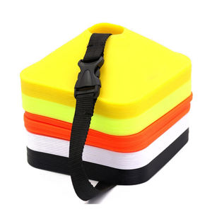 Dischi segnalatori per campi da calcio in PVC personalizzati 50 pezzi dischi quadrati per allenamento a ostacoli da calcio attrezzature sportive per l'allenamento di agilità - Product Image 1