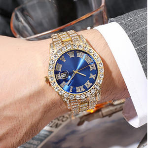 Ensemble de bijoux polyvalent rétro pour homme, style hip-hop populaire, comprenant un bracelet, un collier et une montre plaqués or, idéal pour <span class=keywords><strong>les</strong></span> fêtes - Relojes - Product Image 2