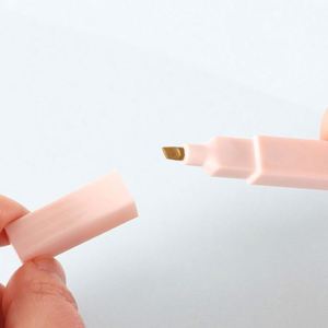 Stylo surligneur à pointe biseautée fantaisie, marqueurs graphiques en plastique pour croquis et dessin, avec ensemble de pinceaux obliques pour usage scolaire - Product Image 1