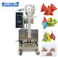 Machine d'emballage automatique verticale YP-60EK à commande PLC pour sachets triangulaires, emballage 3D en forme de pyramide pour liquides et granulés, idéale pour les snacks