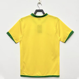เสื้อฟุตบอลทีมชาติ<span class=keywords><strong>ไทย</strong></span> รุ่นวินเทจ ปี 2006 ฟุตบอลโลกสโมสร บราซิล สำหรับแฟนบอลย้อนยุค - Product Image 2