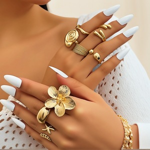 JZ031 Bague Empilable Style Côtier Thème Marin Classique Vintage Poli Coquillage/Étoile de Mer/Conque en Alliage Hypoallergénique - Product Image 1