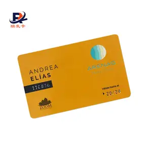 Hot sales custom plastic VIP card with chip for member in shop and supermarket