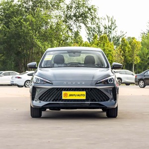 Voiture Roewe I5 Neuve 2025 1.5L Manuelle Bon Prix Confort Essence 4 Portes 5 Places Compacte Roewe I5 2026 Manuelle en Stock - Product Image 2