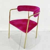 Ensemble de table et chaises de salle à manger modernes en marbre, meubles en métal et velours pour la maison, l'appartement, le restaurant, le salon, la chambre à coucher