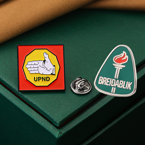 Thời Trang Hip-Hop Phong Cách Mát Mẻ Anime Xe Men Ve Áo Pin Không Có Tối Thiểu Số Lượng Lớn Tùy Chỉnh Mềm Men Cứng Pin 2D 3D Ba Lô Pin Huy Hiệu - Product Image 4