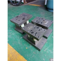 Poinçon et matrices de poinçonnage, pour machine à poinçonner, 1 pièce