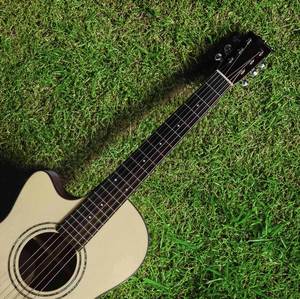 Guitarra Acústica Cutaway OO para Zurdos, Diseñada para Músicos Zurdos, con Fondo y Laterales de Caoba Maciza - Product Image 2