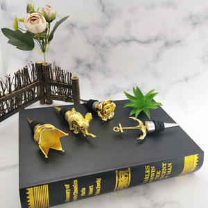 Ücretsiz örnek 3D kraliyet taç çinko alaşım şarap şişesi tıpalar Metal yenilik hediye 3D komik taç şarap şişesi stoper - Product Image 6