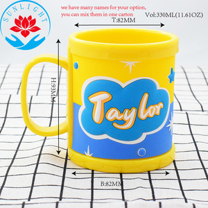 Fábrica al por mayor barato <span class=keywords><strong>nombre</strong></span> inicial <span class=keywords><strong>tazas</strong></span> recuerdos para invitados de boda <span class=keywords><strong>con</strong></span> <span class=keywords><strong>nombre</strong></span> taza personalizada niños 3D taza de plástico <span class=keywords><strong>con</strong></span> nombres - Product Image 6