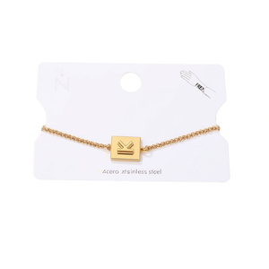 Bracciale in Acciaio Inossidabile con Lettera K, 12x14cm, Bracciale alla Moda - Product Image 1