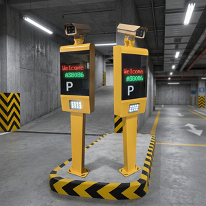 Solución de entrada de estacionamiento diseñada a medida con barrera de reconocimiento automático de matrículas y quiosco de autopago para uso en centros comerciales - Product Image 1