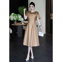 Robe mi-longue petite taille, coupe trapèze à la française, taille, couleur, tissu, étiquette de col, étiquette de matière personnalisables