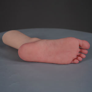 URCHOICE <span class=keywords><strong>silicona</strong></span> esqueleto pies modelo realista Artificial mujer hombre prótesis para pie fetiche manicura forma de pecho dirigido - Product Image 2