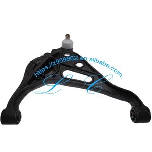 45202-65D00 Suzuki Grand <span class=keywords><strong>Vitara</strong></span> <span class=keywords><strong>1998</strong></span> 2006 braccio inferiore 45201-65D00 45202-65D01 45202-67D00 braccio Sub-assy - Product Image 1