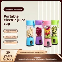 Draagbare 150W USB oplaadbare sapbeker 400ml 18000rpm 4 messen voor buiten, reizen en thuisgebruik.