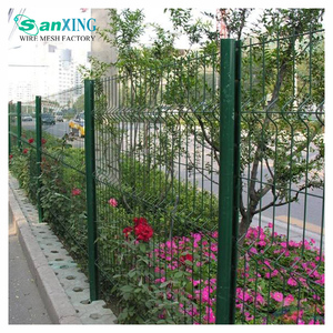 Fourniture directe d'usine clôture de jardin incurvée 3D de haute <span class=keywords><strong>sécurité</strong></span> 6ft chlorure de polyvinyle enduit galvanisé 5mm traité sous pression Nature - Product Image 3